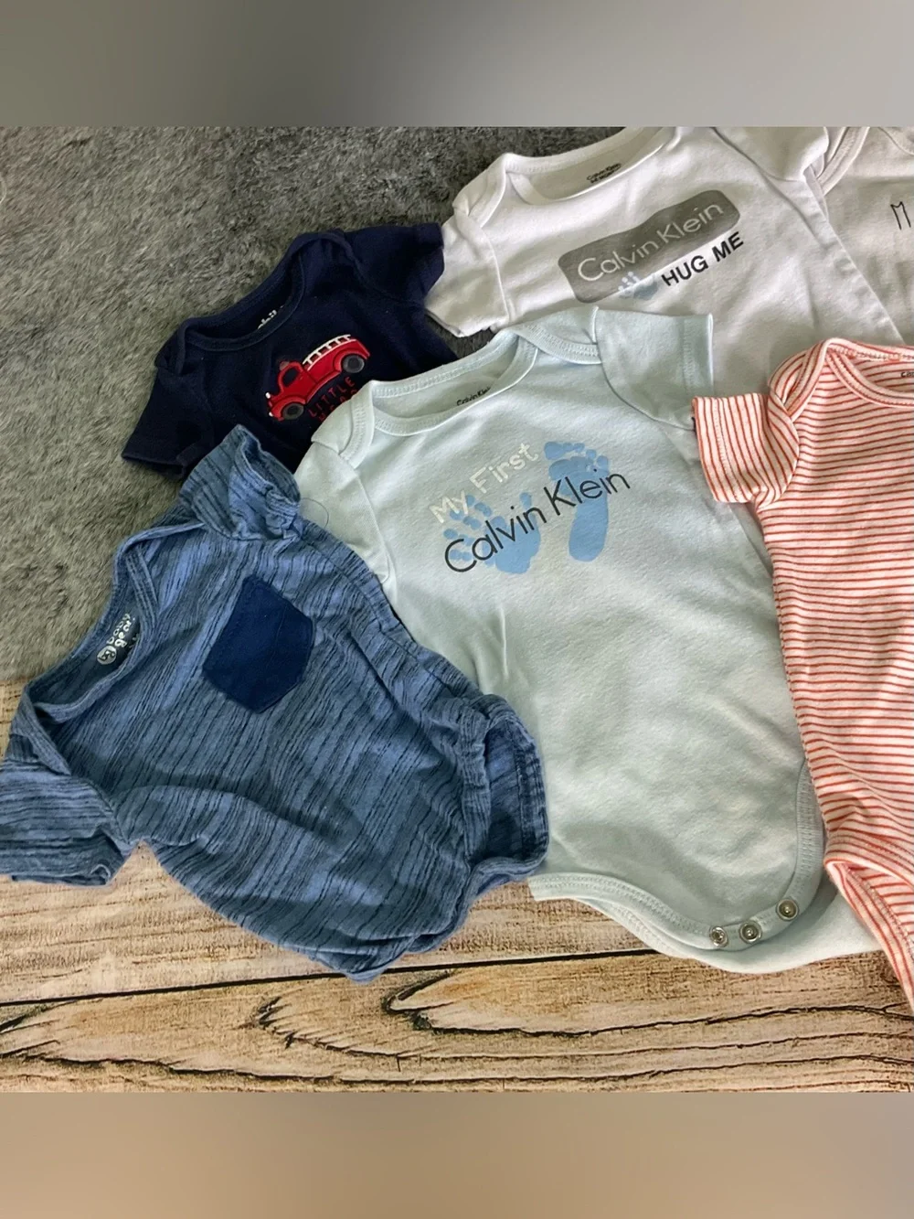 Baby Clothing Bundle Onesie Lot Size 0-6M